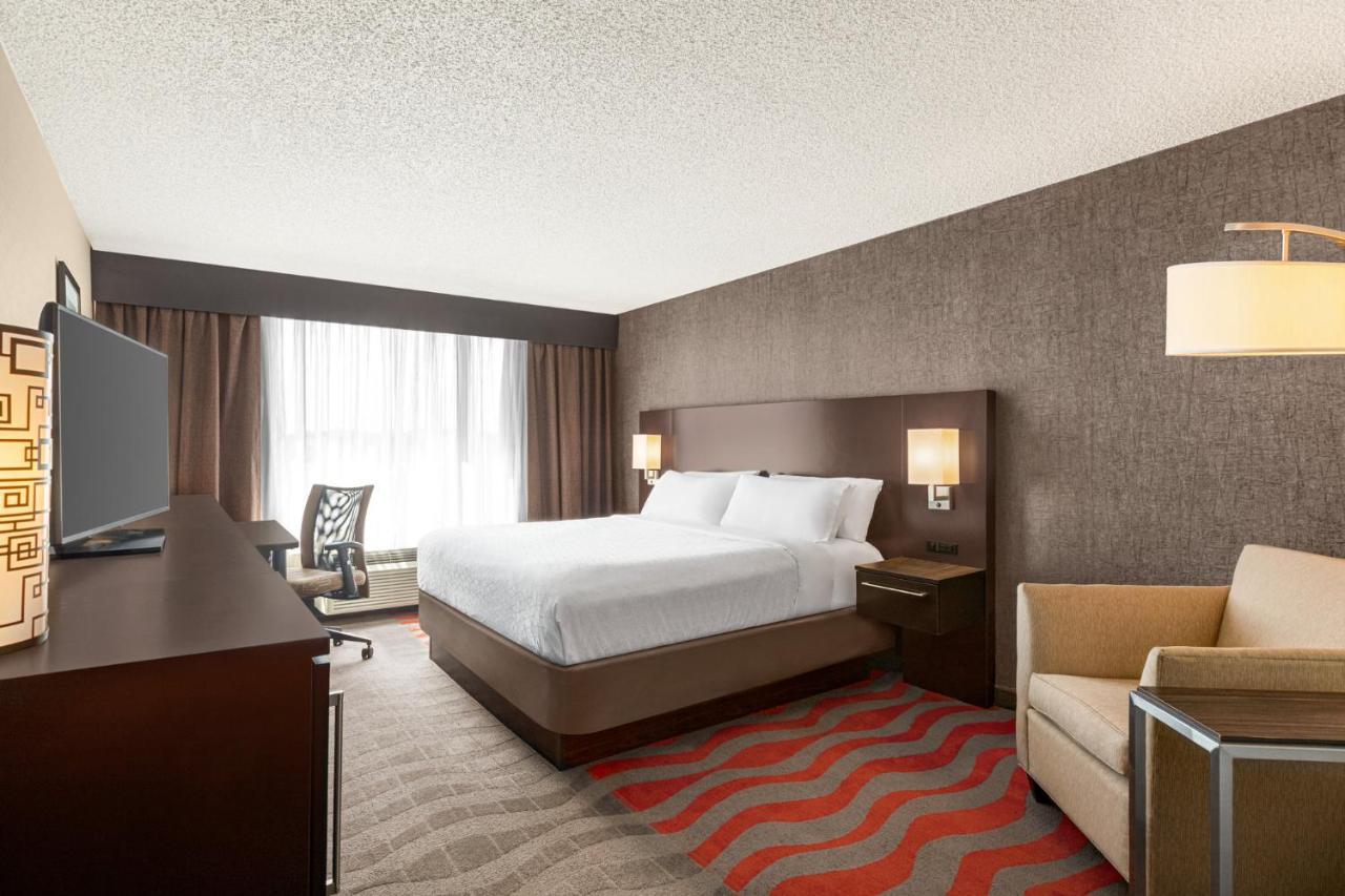 Holiday Inn Boston - Cambridge Area By Ihg Съмървил Екстериор снимка