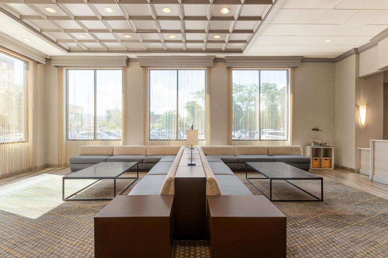 Holiday Inn Boston - Cambridge Area By Ihg Съмървил Екстериор снимка